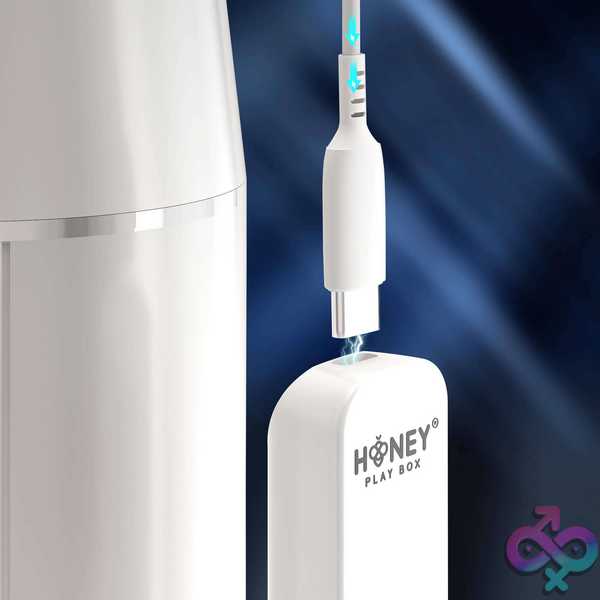 Discreet-Toys-Blanche-Automatic-Male-Masturbator-White-H-Ac-23-840Wh Blanche - Automatic Male Masturbator - White - Image 1