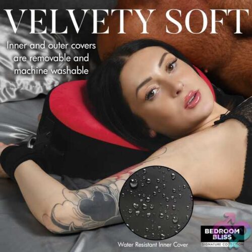 Bondage Love Pillow - Black/Red - Image 2
