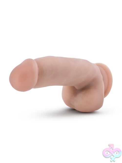 Realistic Looking Cocks for Female