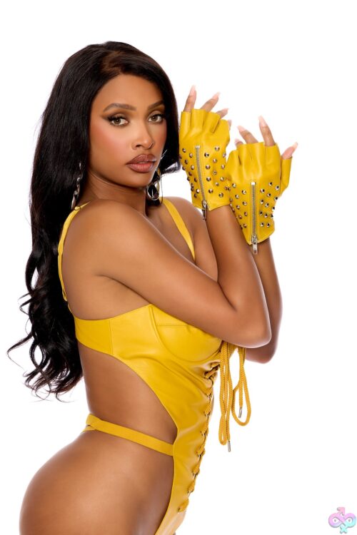 Leather Gloves With Studs And Zipper - Elegant Moments, Front View, Yellow