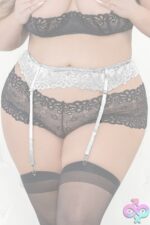 M and M Queen Classic Gb Escante lingerie set by Escante