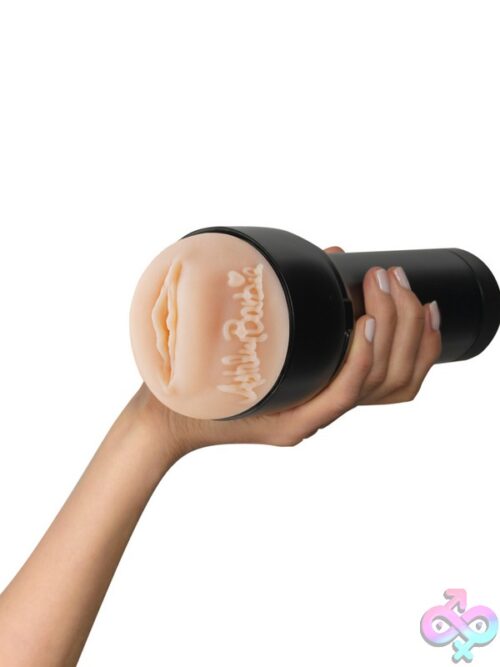 Feel Ashley Barbie Stroker In Black By Kiiroo - Image 2