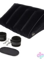 Inflatable Position Wedge with Detachable Cuffs – Black - Image 2