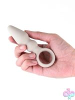 Bossa Vibrating Anal Plug with Finger Ring – White - Image 3