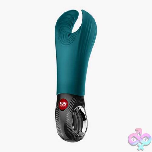 Manta Vibrating Masturbator - Bottle Green - Image 2