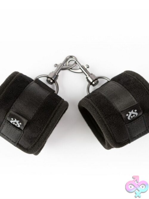 Sei Mio Sensually Secured Padded Wrist Restraints - Image 2