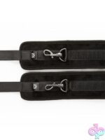 Sei Mio Sensually Secured Padded Wrist Restraints - Image 3