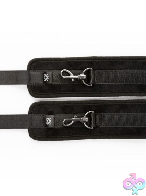 Sei Mio Sensually Secured Padded Wrist Restraints - Image 3