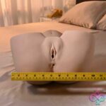 Squirt for Me XL Riley Reid Movie and Realistic Squirting Stroker - Light - Image 4