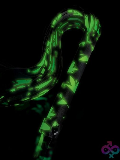 Chronic Collection Glow In The Dark Flogger – Black - Image 2