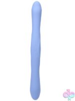 Tryst Duet Double Ended Vibrator With Wireless Remote – Periwinkle - Image 2