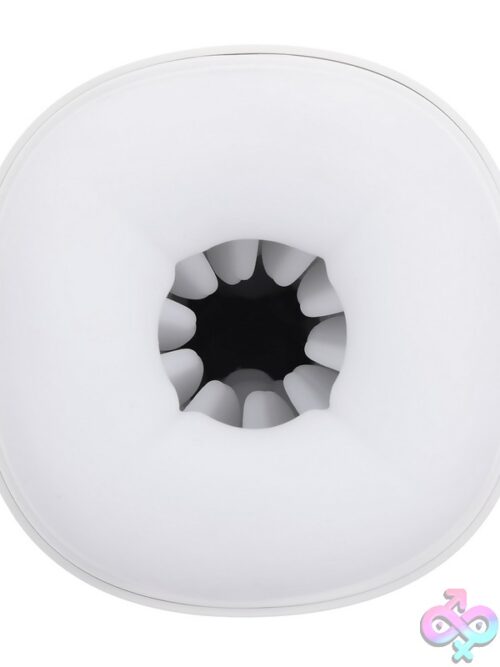 Twist &Amp; Stroke Warming Vibrating Stroker – White - Image 3