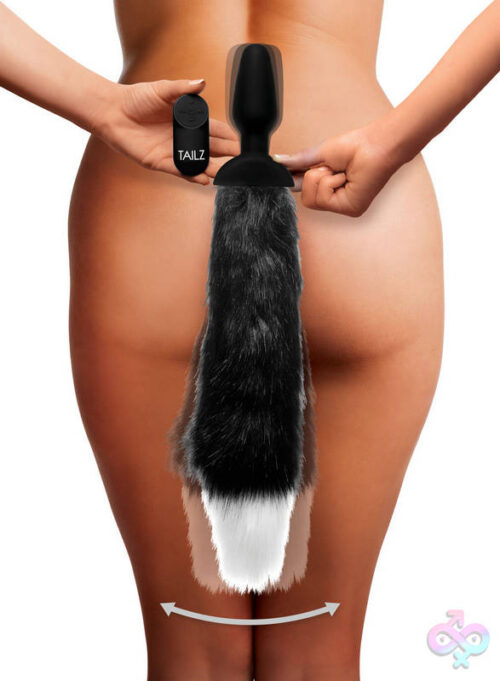 XR Brands Tailz Sex Toys - Waggerz Moving and Vibrating Fox Tail Anal Plug